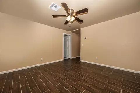 707 E Harrison Ave, Guthrie, OK 73044 photo 6
