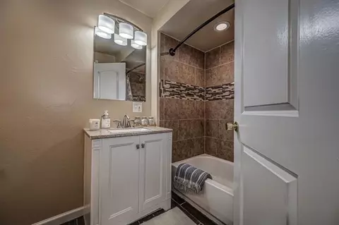 707 E Harrison Ave, Guthrie, OK 73044 photo 10