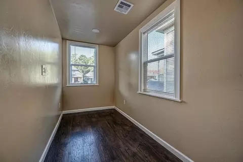 707 E Harrison Ave, Guthrie, OK 73044 photo 9