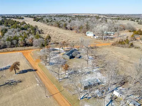 6574 S Kelly Ave, Guthrie, OK 73044