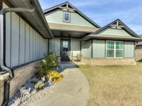 20641 Twisted Oak Rd, Harrah, OK 73045 photo 2