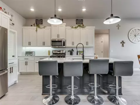 20641 Twisted Oak Rd, Harrah, OK 73045 photo 13