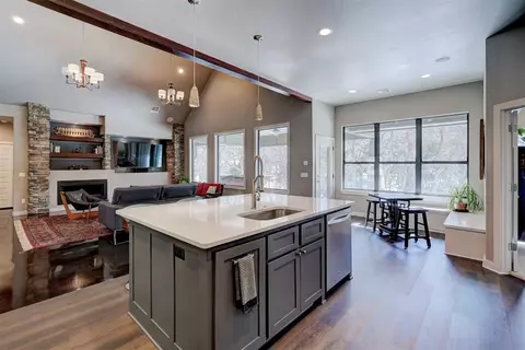 2325 Crestwood Dr, Jones, OK 73049