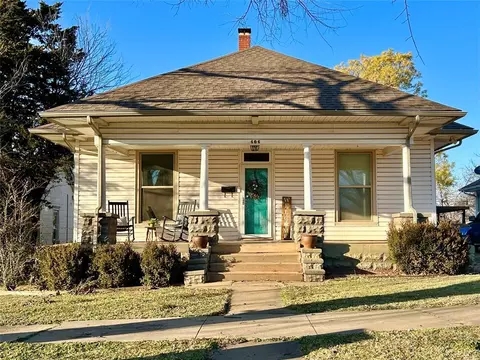 406 E Washington Ave, Guthrie, OK 73044