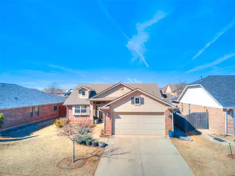3422 Bergen Peak Dr, Norman, OK 73069