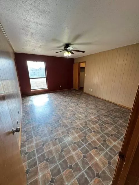 518 Sunset Dr, Watonga, OK 73772 photo 10
