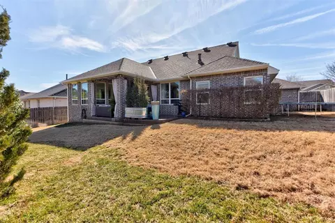 3233 Clock Tower Cir, Edmond, OK 73034 photo 50