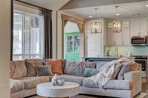 3233 Clock Tower Cir, Edmond, OK 73034 photo 9