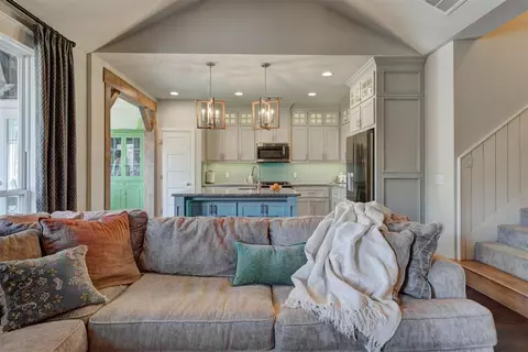 3233 Clock Tower Cir, Edmond, OK 73034 photo 13