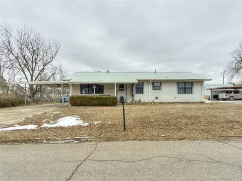 118 S 10th St, Mcloud, OK 74851 photo 30