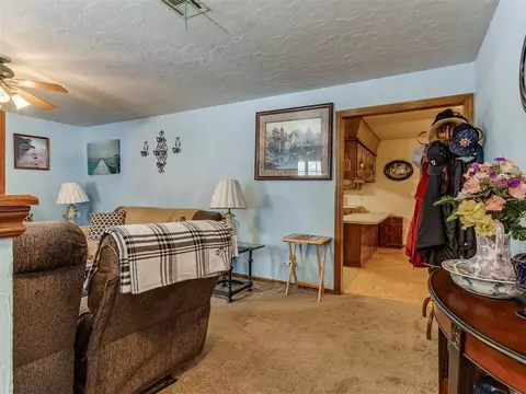 118 S 10th St, Mcloud, OK 74851 photo 9
