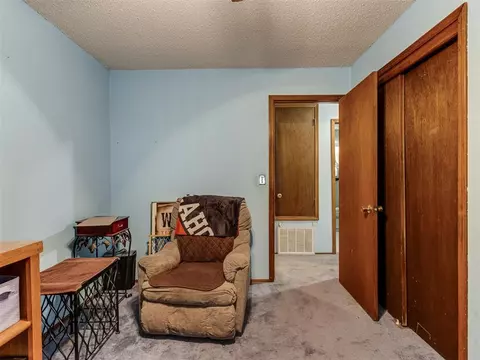 118 S 10th St, Mcloud, OK 74851 photo 26