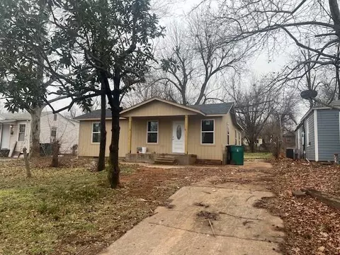 724 SE 27th St, Oklahoma City, OK 73129