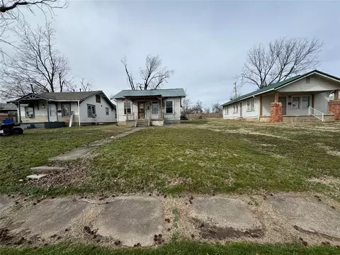 313 N Park St, Seminole, OK 74868