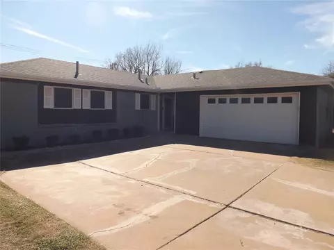 112 S Mockingbird Dr, Altus, OK 73521