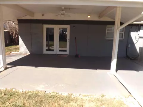 112 S Mockingbird Dr, Altus, OK 73521 photo 27