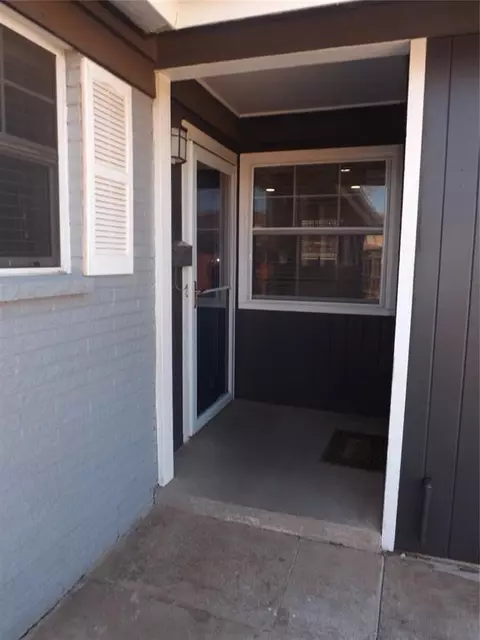 112 S Mockingbird Dr, Altus, OK 73521 photo 30