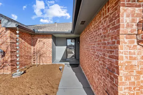 2019 Echo Rdg, Edmond, OK 73012 photo 2