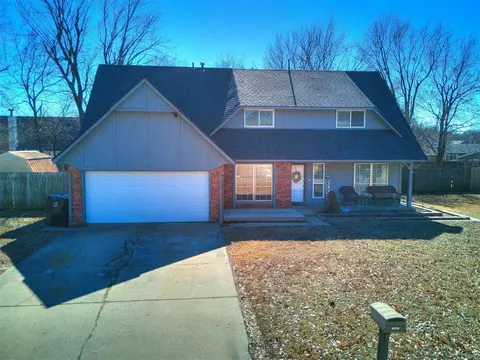 1105 W Delmar St, Broken Arrow, OK 74012