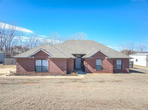 6655 Mint Julep Ln, Guthrie, OK 73044