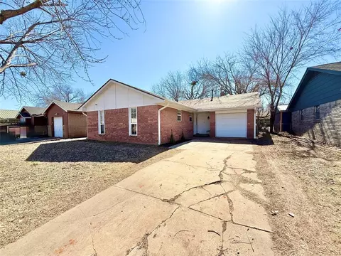 2307 E 11th St, Shawnee, OK 74801