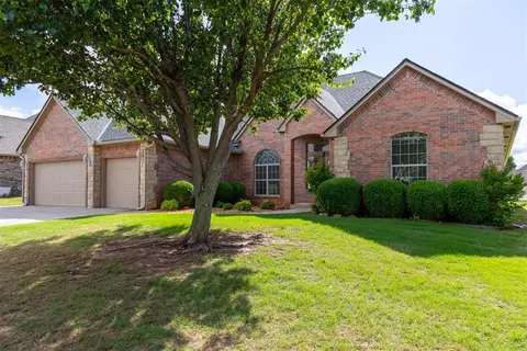 16513 Fenwick Blvd, Edmond, OK 73012