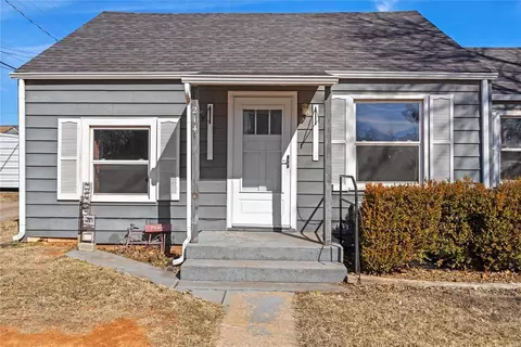214 E Don Blanding Ave, Kingfisher, OK 73750