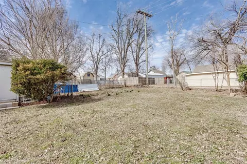 404 SW Burt St, Minco, OK 73059 photo 42