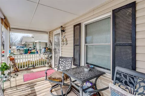 404 SW Burt St, Minco, OK 73059 photo 6