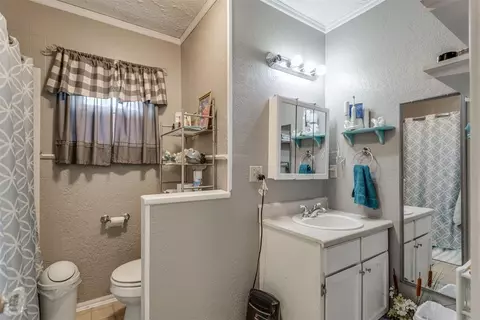 404 SW Burt St, Minco, OK 73059 photo 31