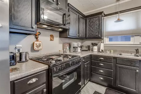 404 SW Burt St, Minco, OK 73059 photo 21