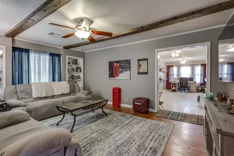 404 SW Burt St, Minco, OK 73059 photo 8