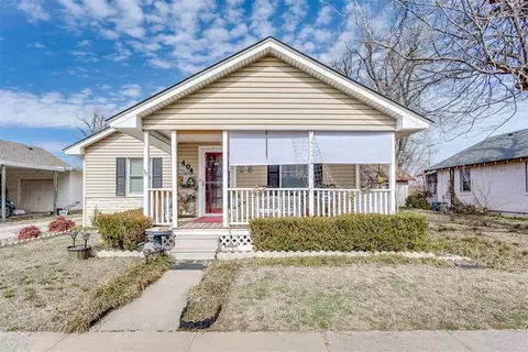 404 SW Burt St, Minco, OK 73059 photo 4