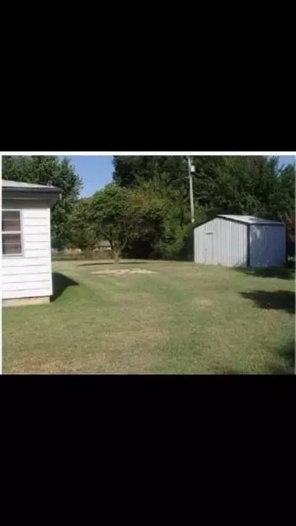 511 E Young St, Marlow, OK 73055 photo 30