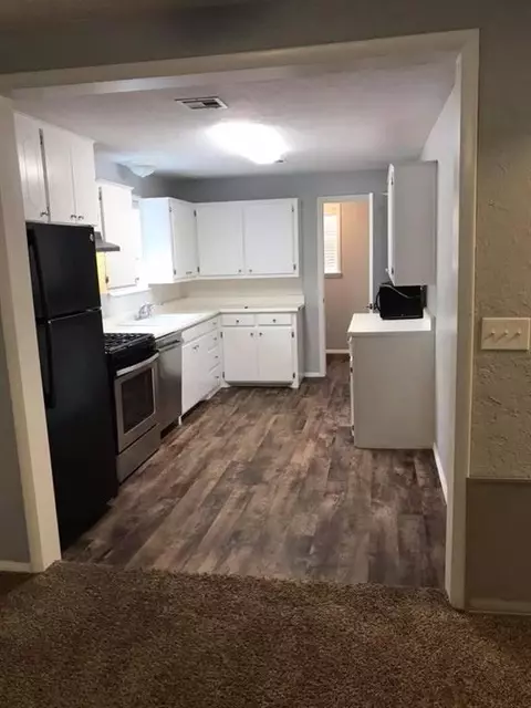 511 E Young St, Marlow, OK 73055 photo 8