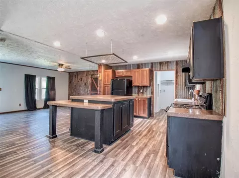 133 S Lakeside Dr, Apache, OK 73006 photo 7