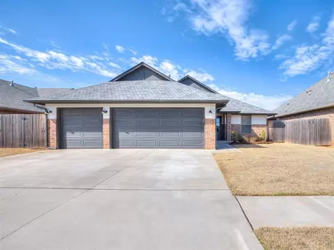 16713 Monroe Dr, Edmond, OK 73012