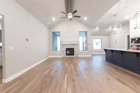 546 Still Mdws, Guthrie, OK 73044