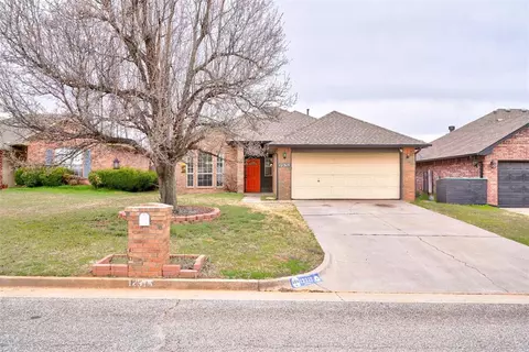 12315 SW 13th St, Yukon, OK 73099