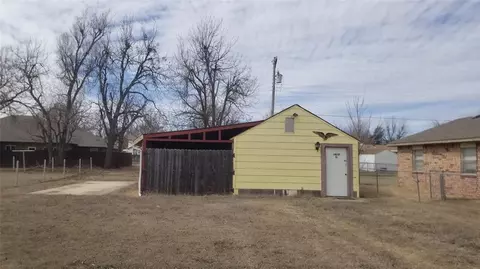 1610 S Evans Ave, El Reno, OK 73036