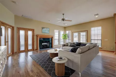 3301 Pinehurst Dr, Norman, OK 73072 photo 5