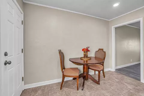 908 E Katy Dr, Altus, OK 73521 photo 11