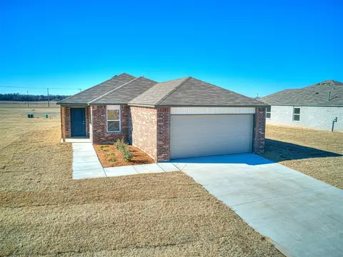 1013 NE 2 St, Perkins, OK 74059