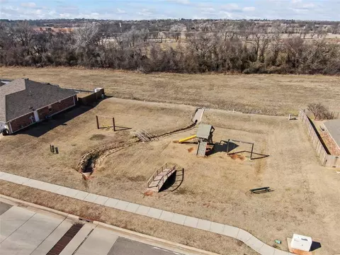 3309 SE 33rd St, Moore, OK 73165 photo 25