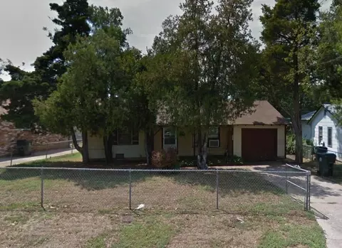 3325 Brookside Dr, Midwest City, OK 73110