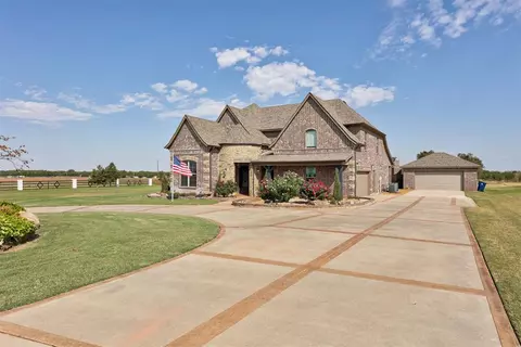 4967 Ranchero Dr, Edmond, OK 73025