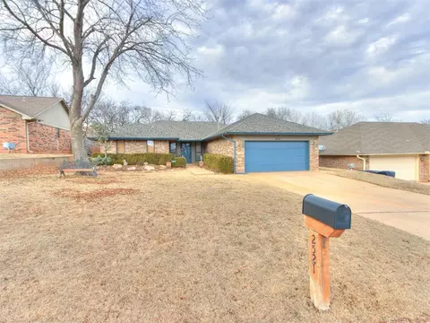 2521 Northwood Ln, Edmond, OK 73013