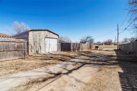 572 Sunset Dr, Watonga, OK 73772 photo 22