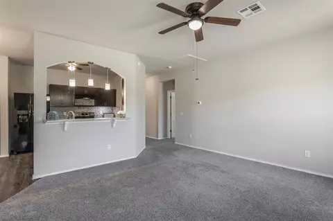 615 Jentry Dr, Tuttle, OK 73089 photo 5