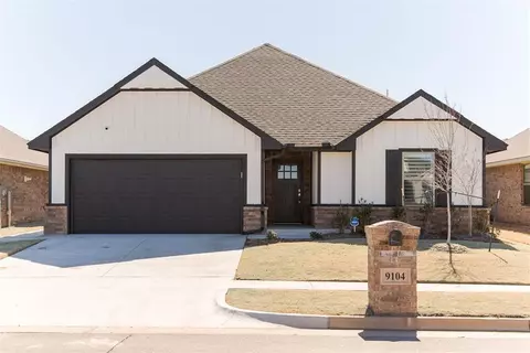 9104 NW 125th St, Yukon, OK 73099